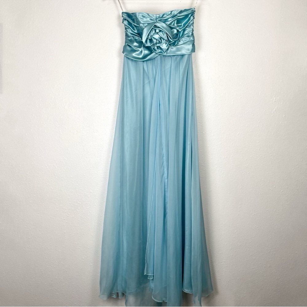 Vintage strapless sz.2 Jessica McClintock dress in light aqua blue with rosette